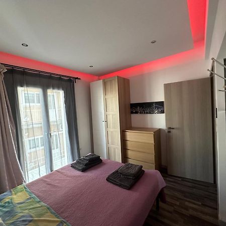 Apartment Center Piraeus Location Kastella Passalimani Port المظهر الخارجي الصورة