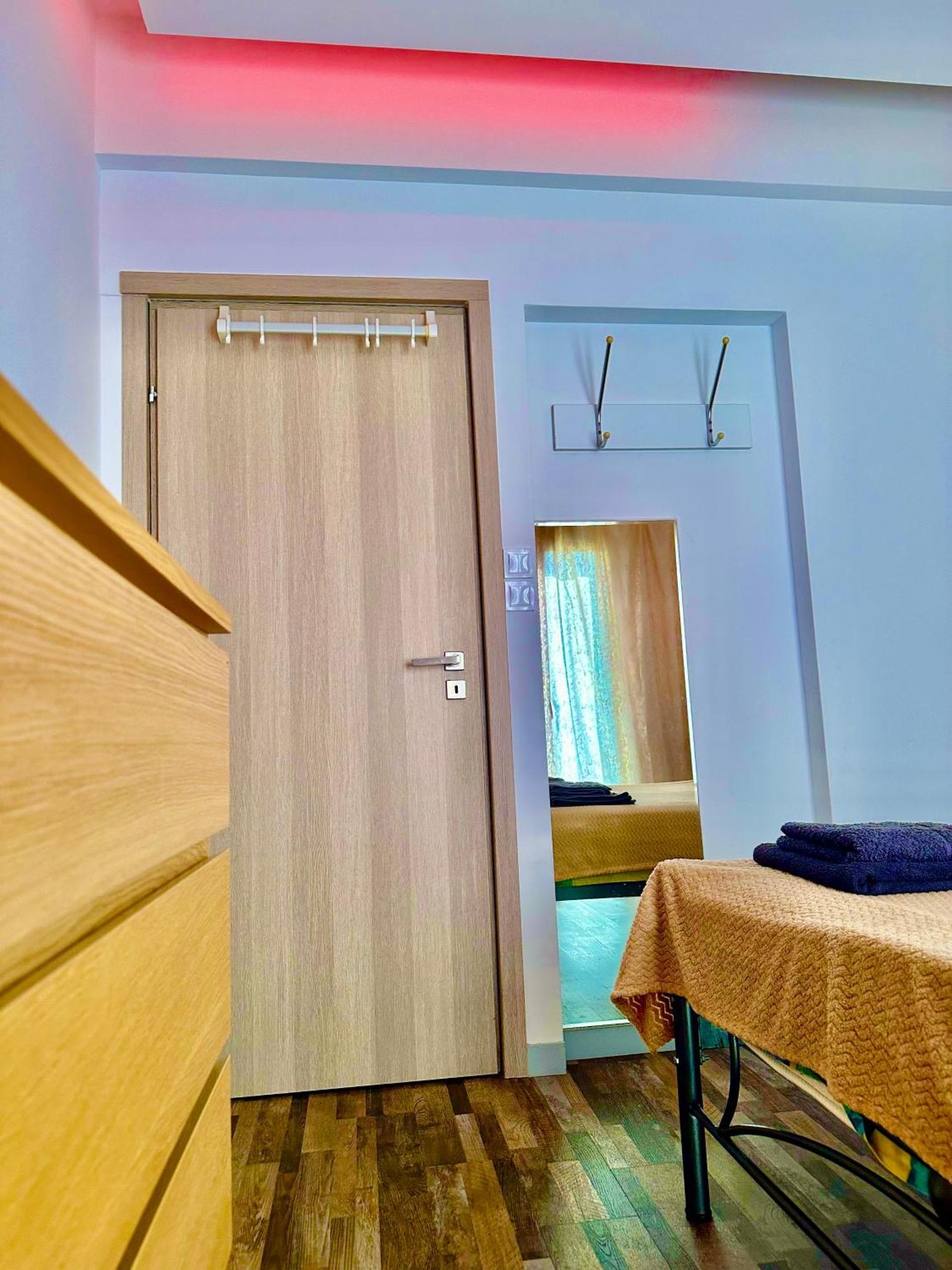 Apartment Center Piraeus Location Kastella Passalimani Port المظهر الخارجي الصورة