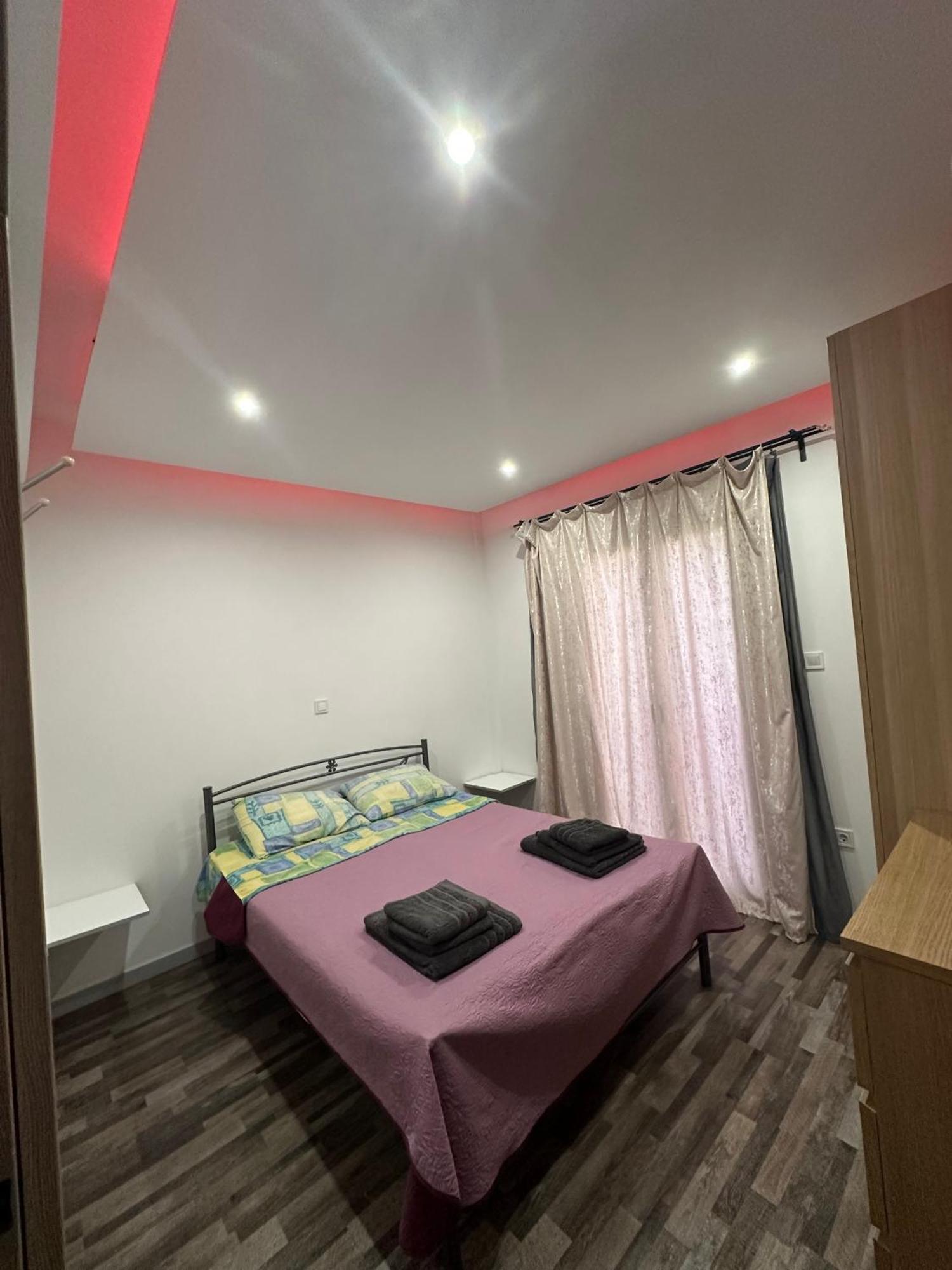 Apartment Center Piraeus Location Kastella Passalimani Port المظهر الخارجي الصورة