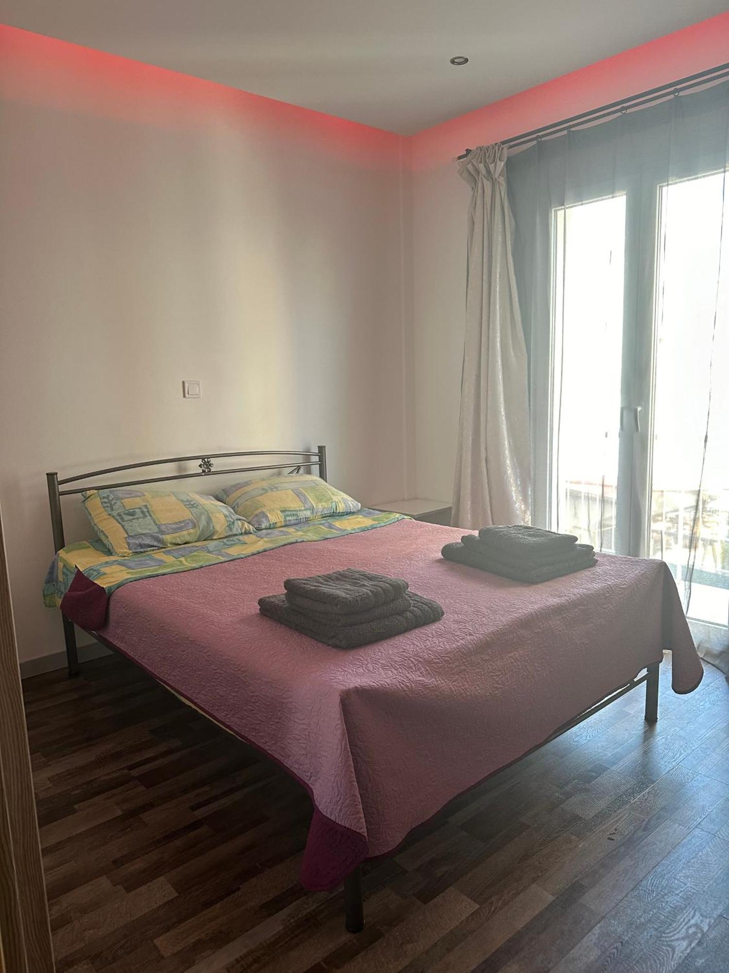 Apartment Center Piraeus Location Kastella Passalimani Port المظهر الخارجي الصورة